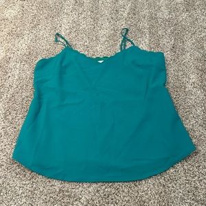 J. Crew scallop tank size 4. EUC